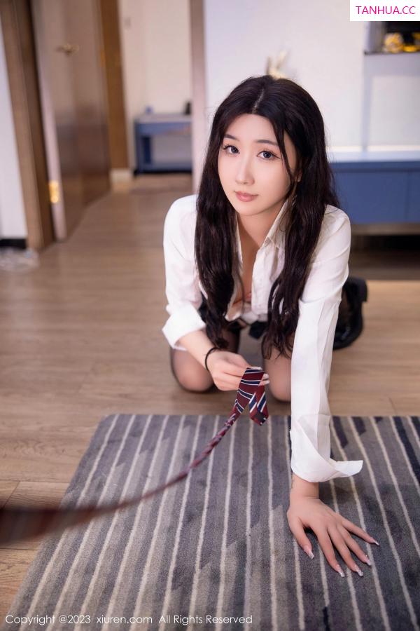 江真真  [XiuRen]高清写真图 2023.03.02 No.6350 江真真 短裙美臀第58张图片